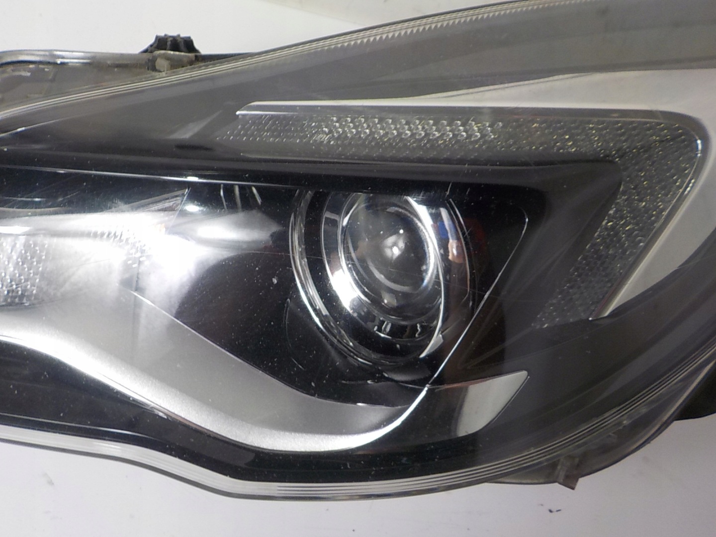 OPEL INSIGNIA A LIFT light left front front UK 1LL011165-13