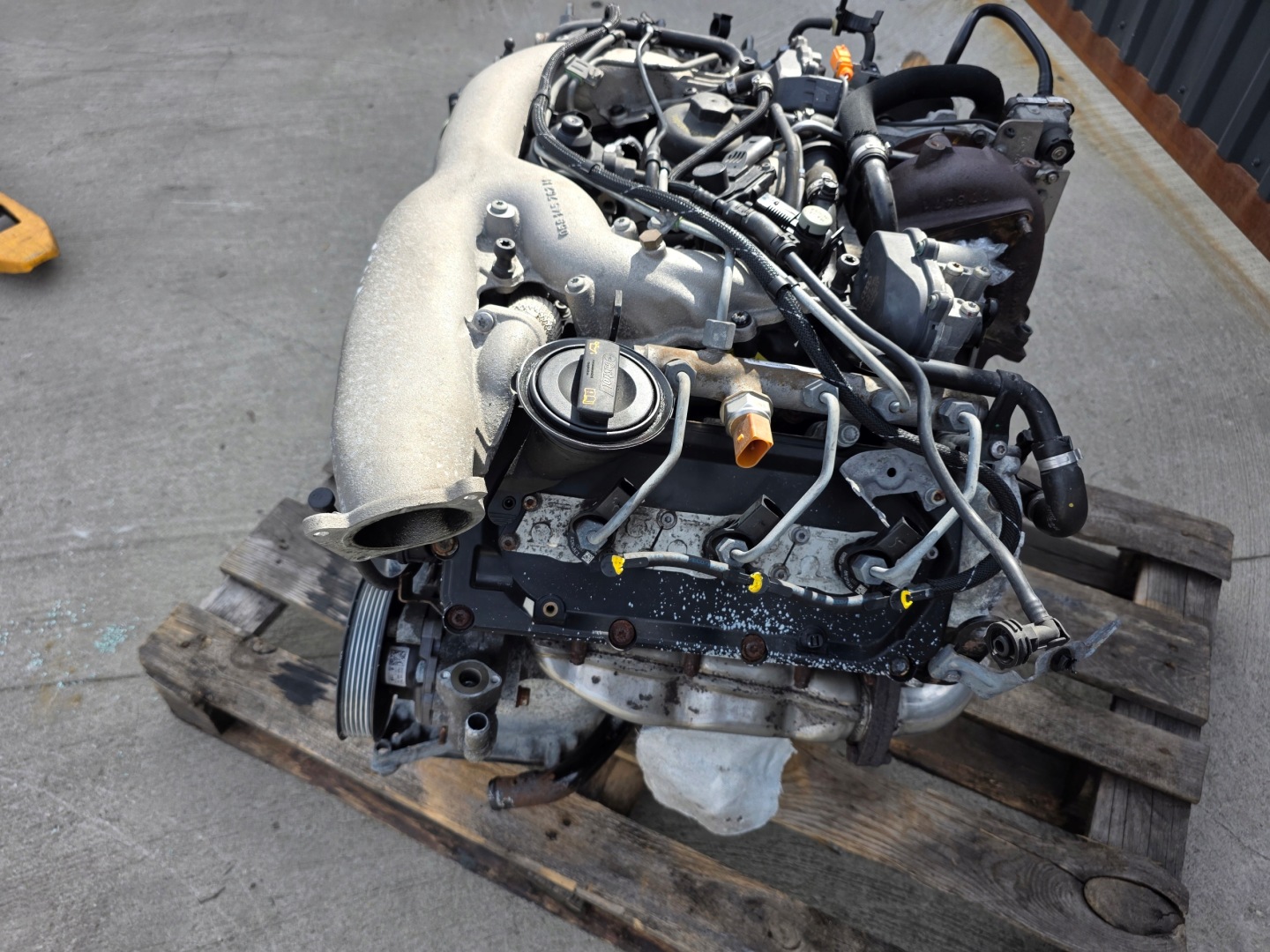 engine complete AUDI A4 B8 A5 8T Q5 8R ITP 3.0 TDI CCW CCWA 124101KM *3*