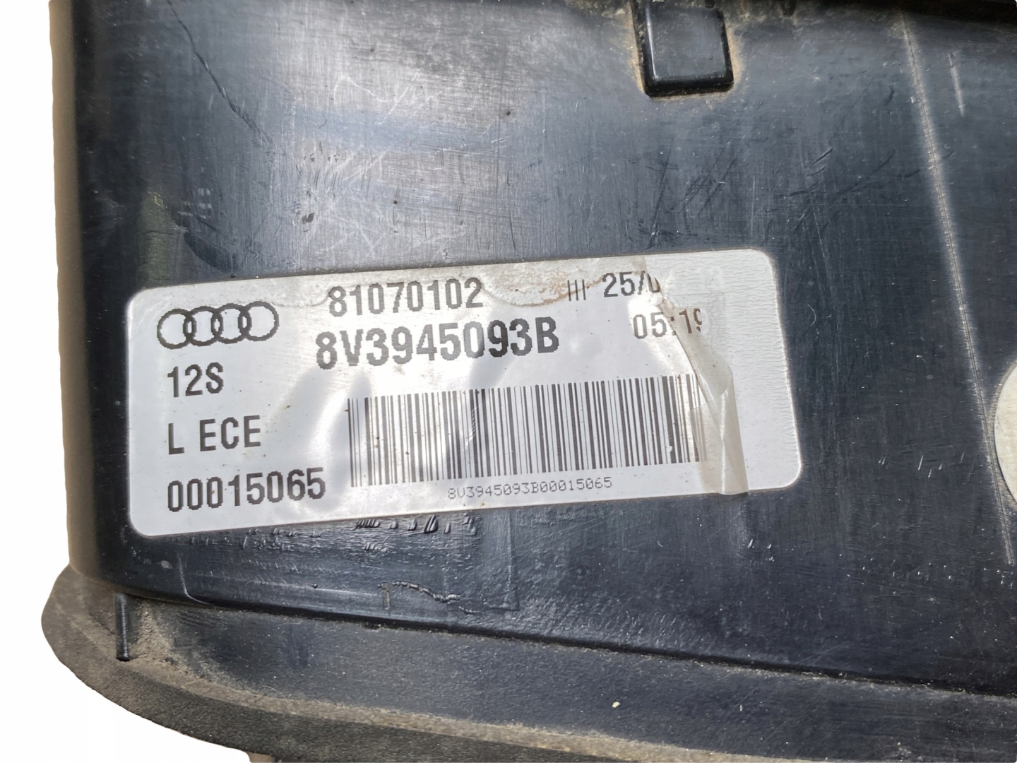 AUDI A3 8V HATCHBACK Licht links heck 8V3945095B