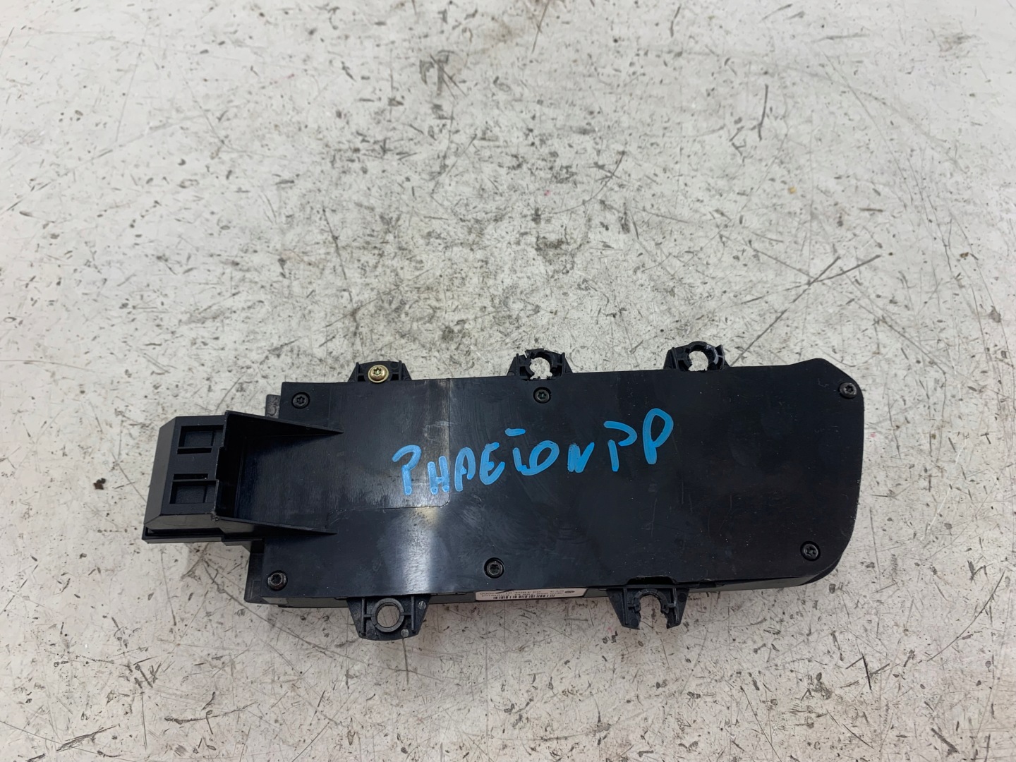 VW PHAETON and PANEL switch seat right front 3D0959766M