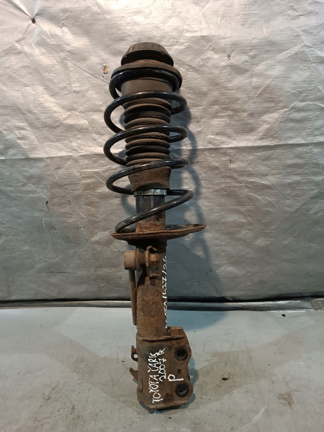 McPherson shock absorber right front TOYOTA YARIS II