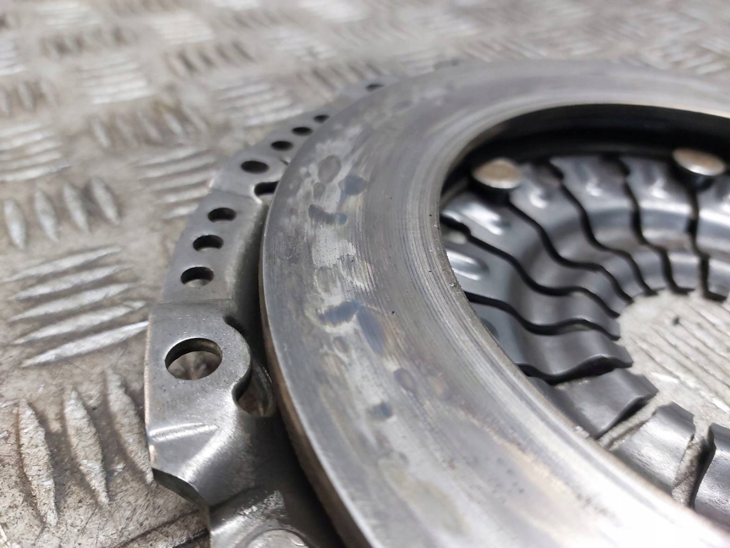 VOLANO USATO + disco + di pressione OPEL ASTRA J 1.6 TURBO 55564555
