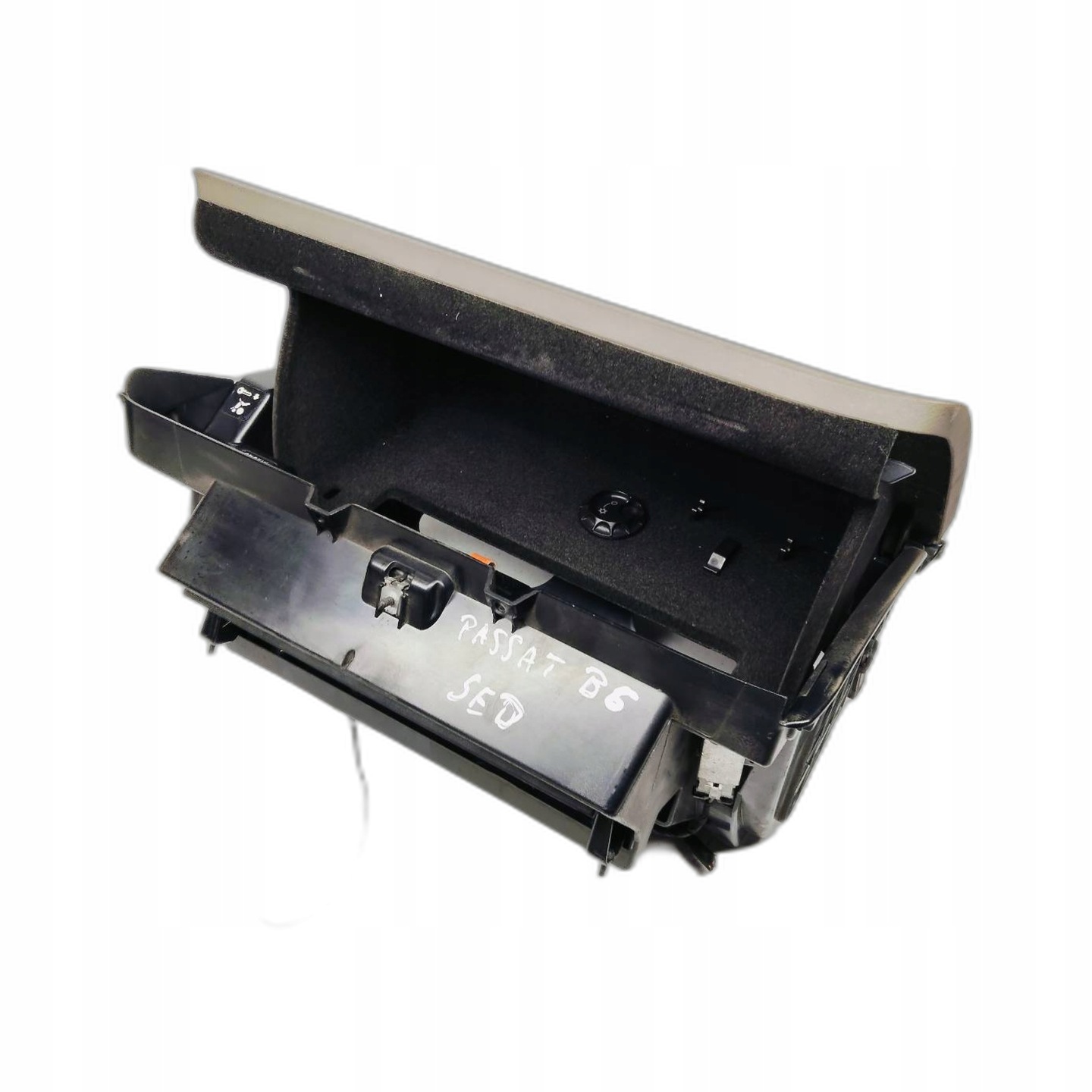 passenger compartment Volkswagen Passat B6 2.0 TDI 3C1857114