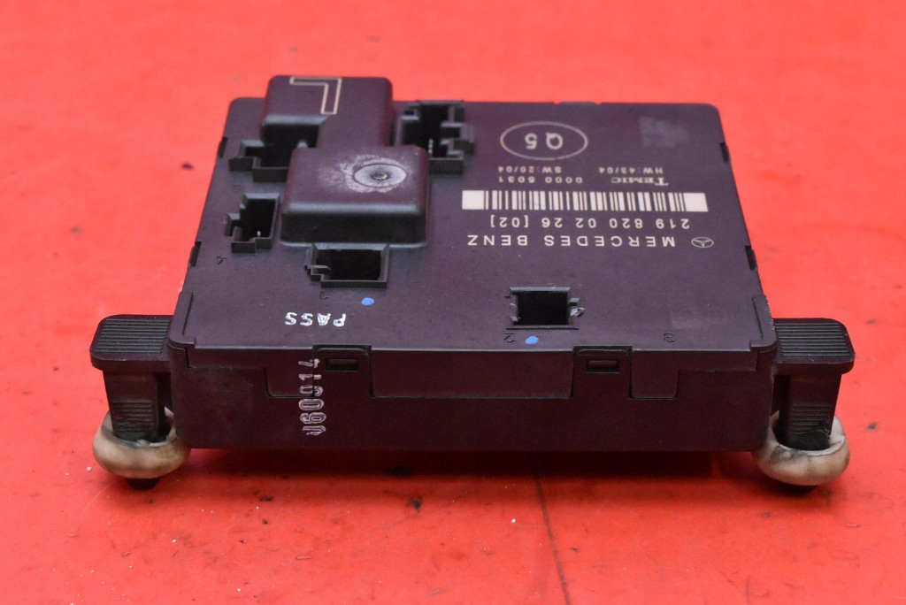 control unit module door left rear part 2198200226 MERCEDES CLS C219 04-08