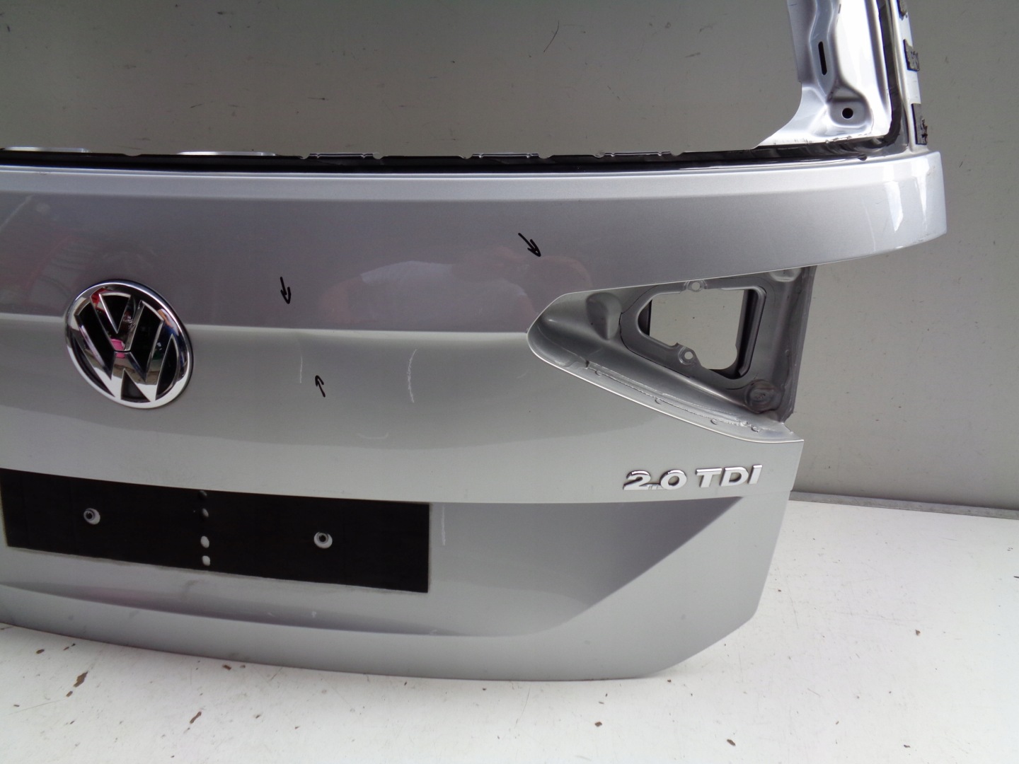 boot doors VW TOURAN 5TA 16- NR 41047