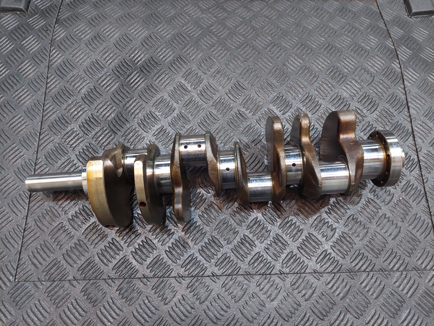 crank LEXUS LS 460 IV 4.6 V8