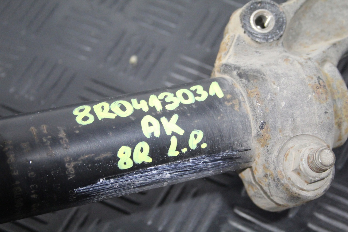 shock absorber left front AUDI Q5 8R0 8R0413031AK
