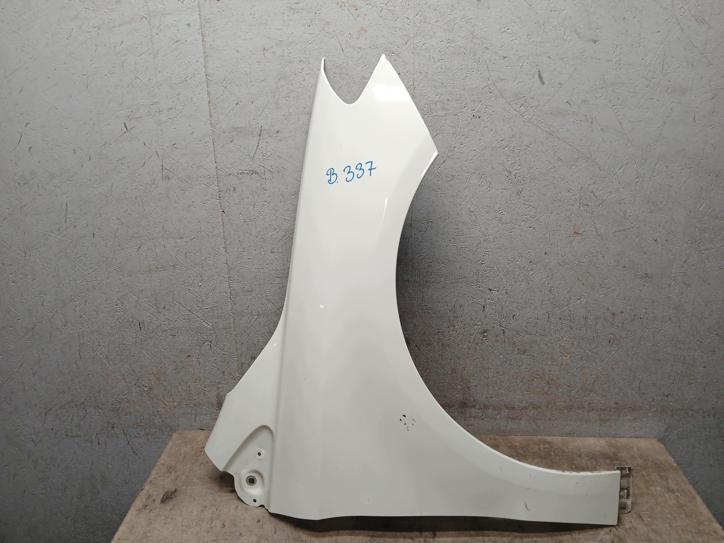 fender front right MERCEDES B class B-class W246 A246
