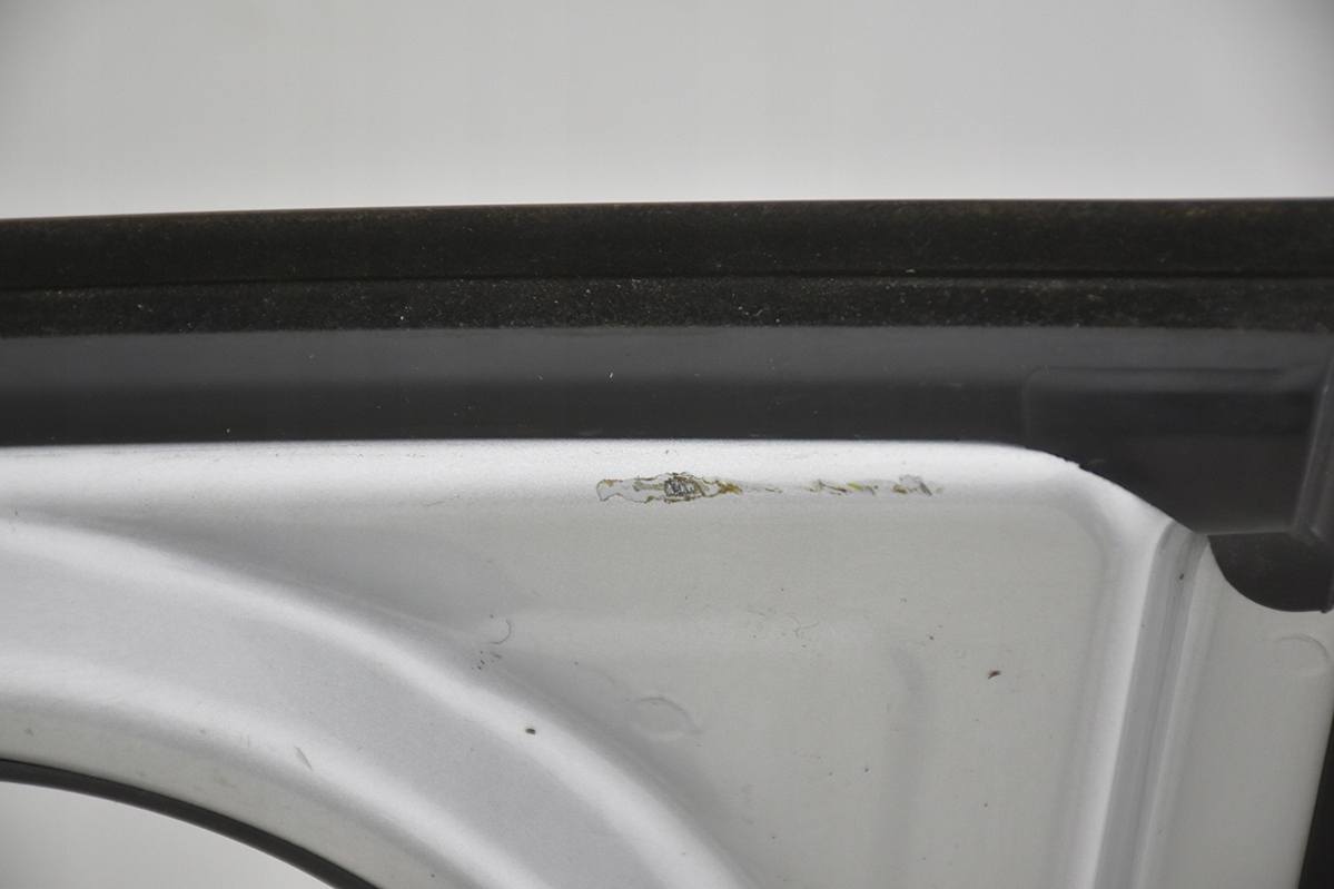 dveře přední předek pravé BMW X1 E84