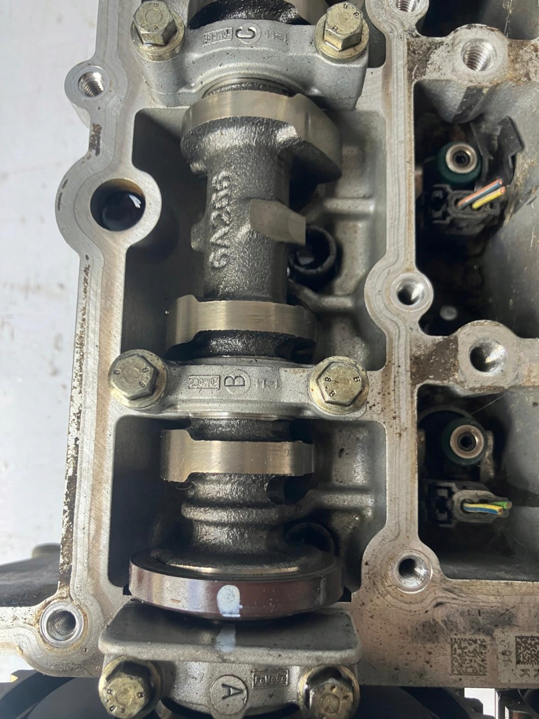hlava vačky FORD B MAX 1.0 ECOBOOST CM5G-6090GC