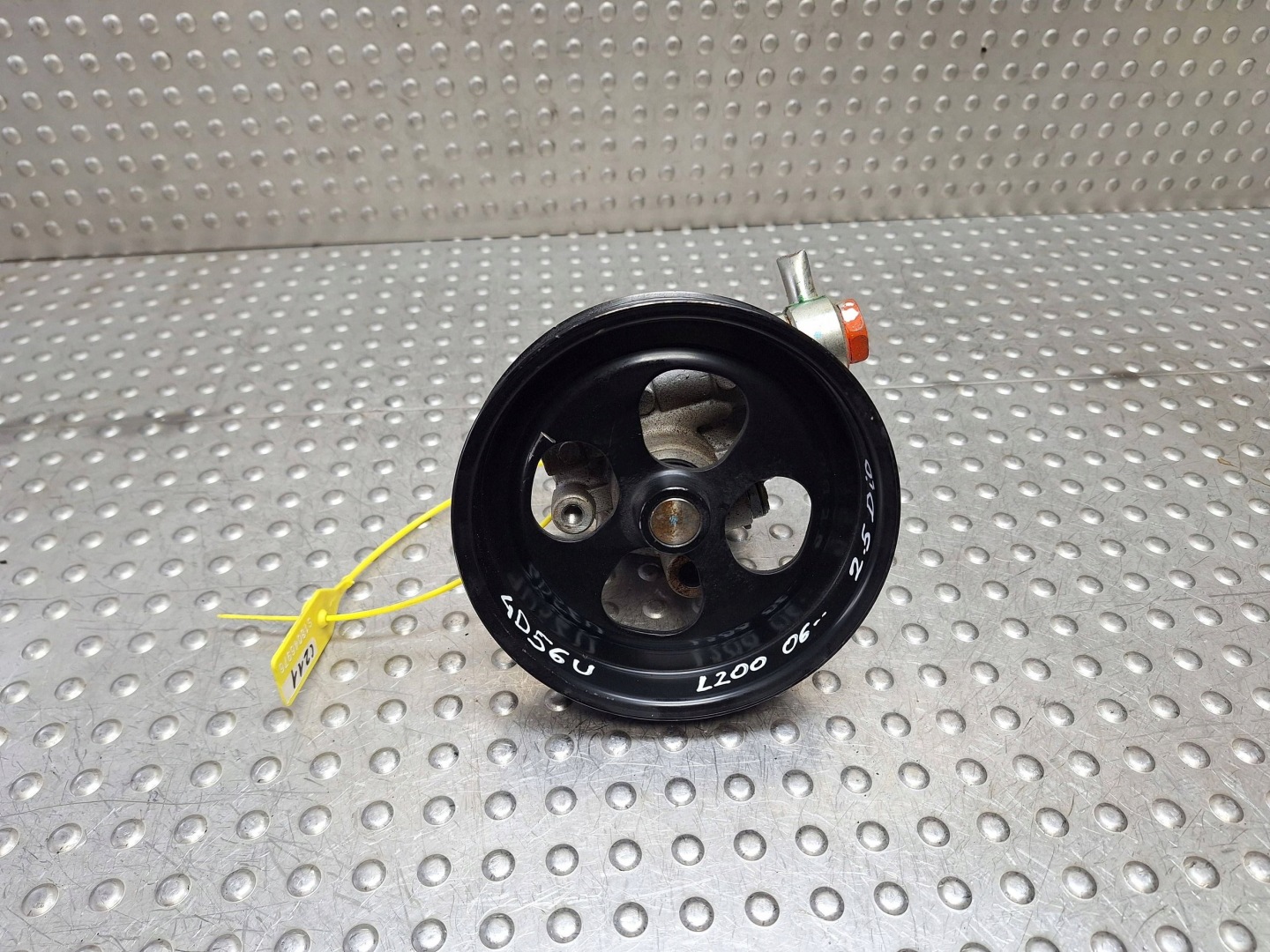 servo pump 7Z07-1 MITSUBISHI L200 IV 2.5 DID 4D56U 06