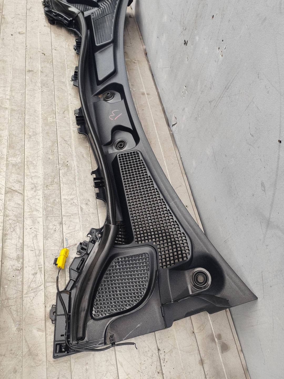 MERCEDES B-KLASA W247 torpedo A2478302800