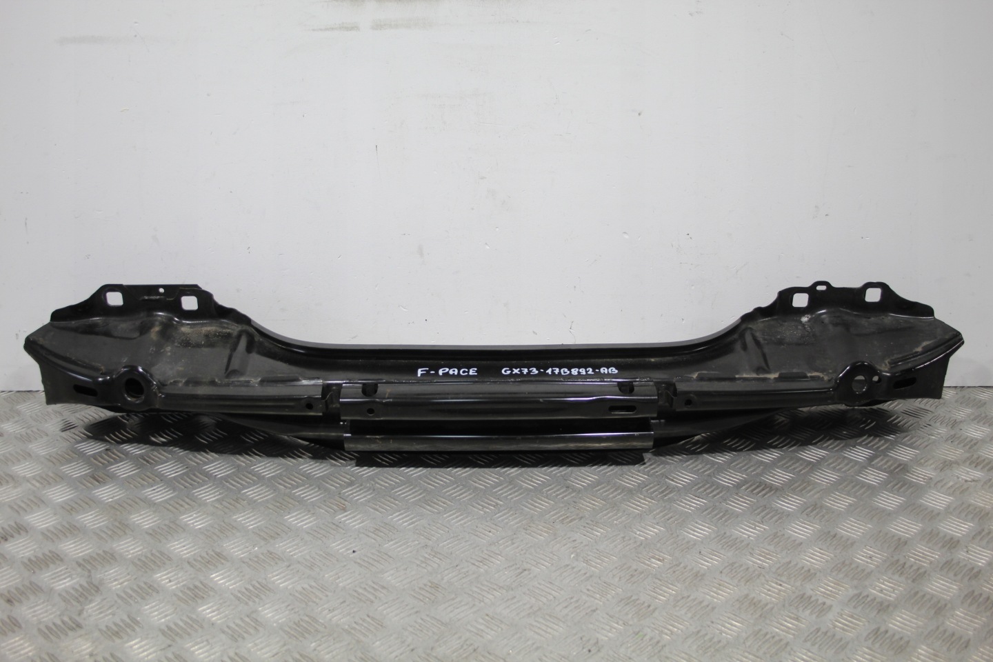 sider below bumper rear part JAGUAR F-PACE X761
