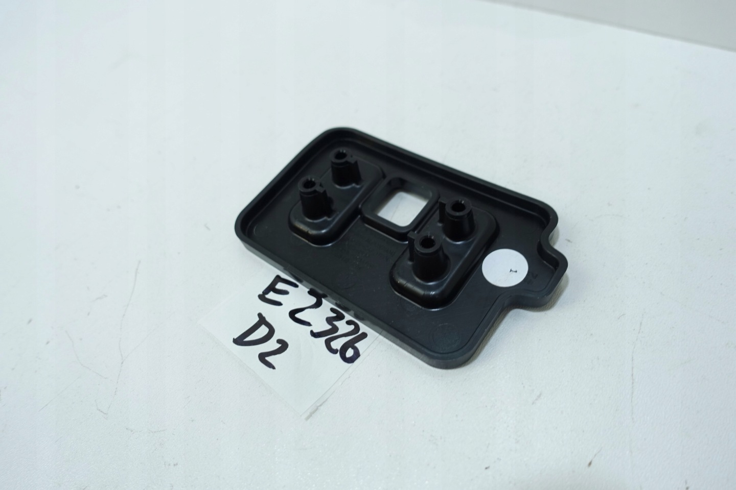 support holder HYUNDAI KONA 2022- 86352-HF100