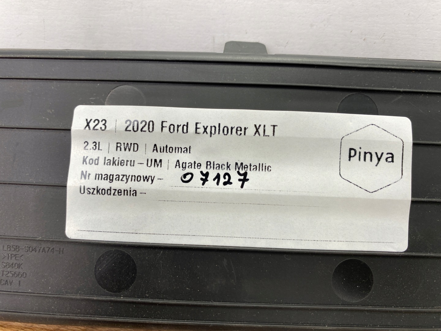 Insert Console Couvre en caoutchouc Ford Explorer MK6 2020+ USA