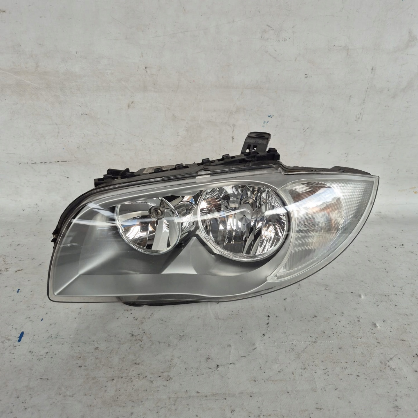 BMW 1 E81 E82 E87 light left front front ZWYKLA 6924485