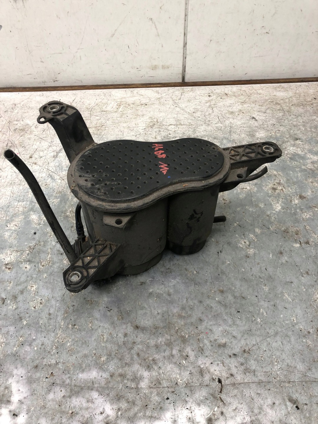 uhlíkový filter AUDI A4 B8 8K0201799C