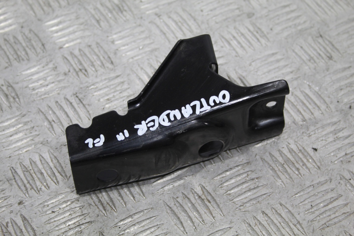 support MITSUBISHI OUTLANDER III 3 LIFT