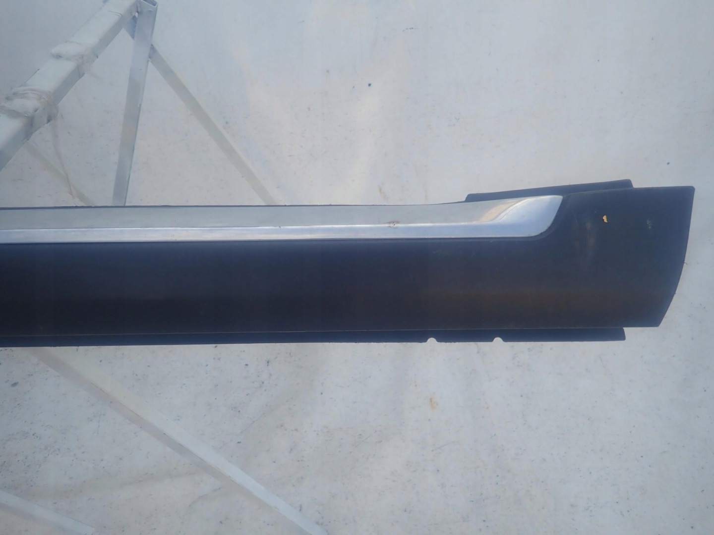 C-CROSSER OUTLANDER 4007 threshold left moulding left