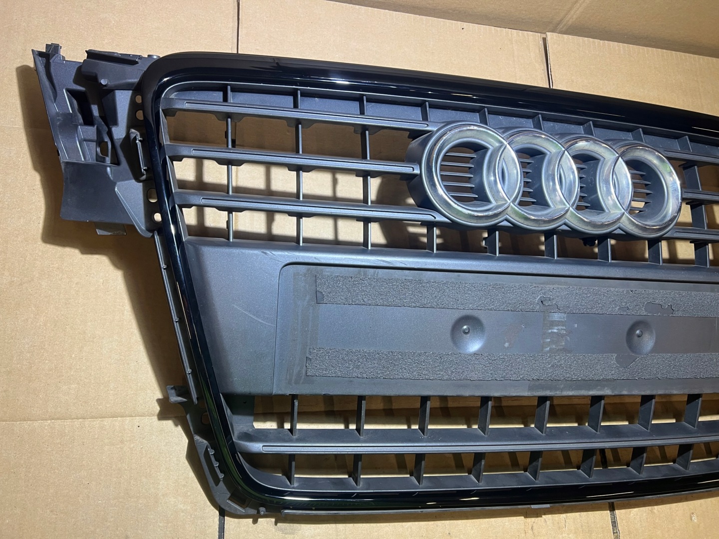 AUDI A4 B8 front grill grille radiator front 8K0853651
