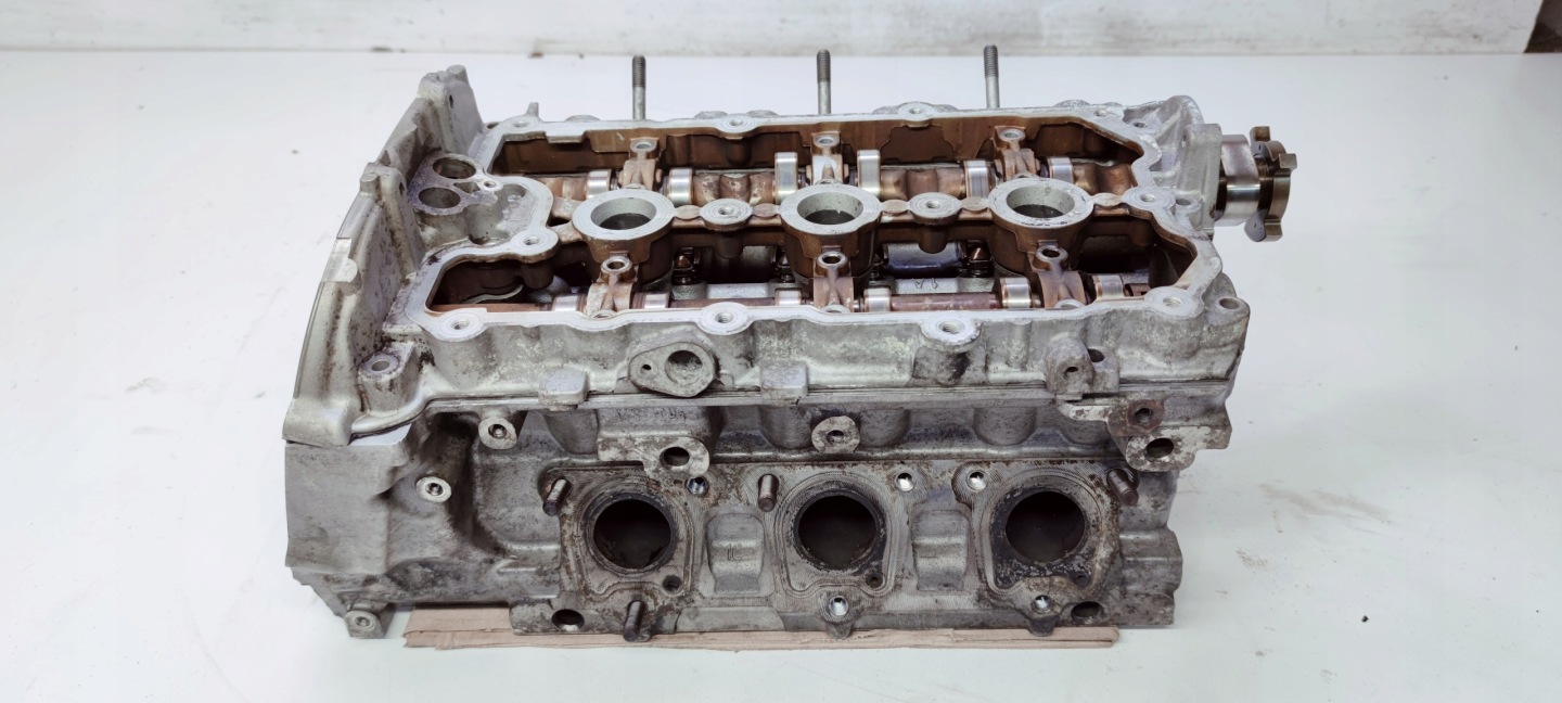 head. right AUDI A4 A5 A6 A7 3.0 TFSI 06E103404K