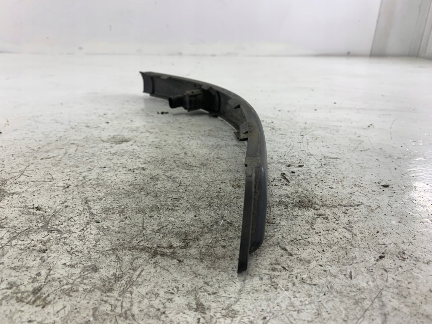 FORD MONDEO MK3 leiste schutzleiste der stoßstange heck links + sensor PDC