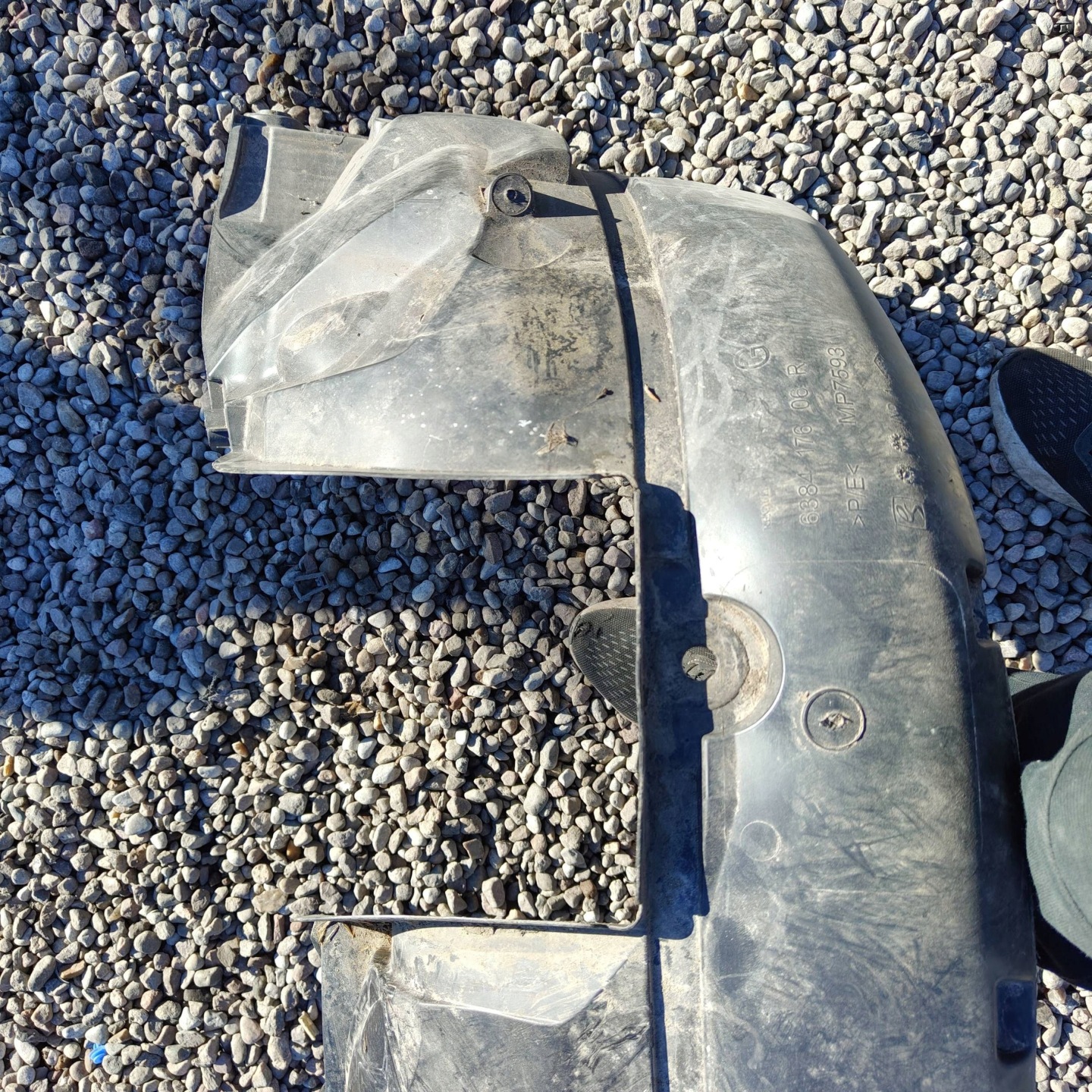 Dacia Sandero II 2018 front side left mudguard front lift