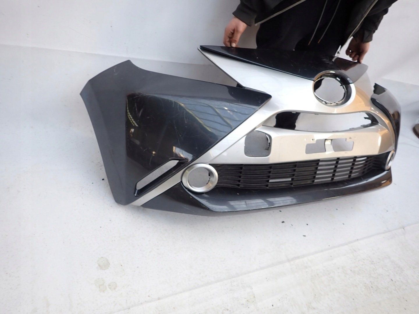TOYOTA AYGO II 2 14-18 bumper front front
