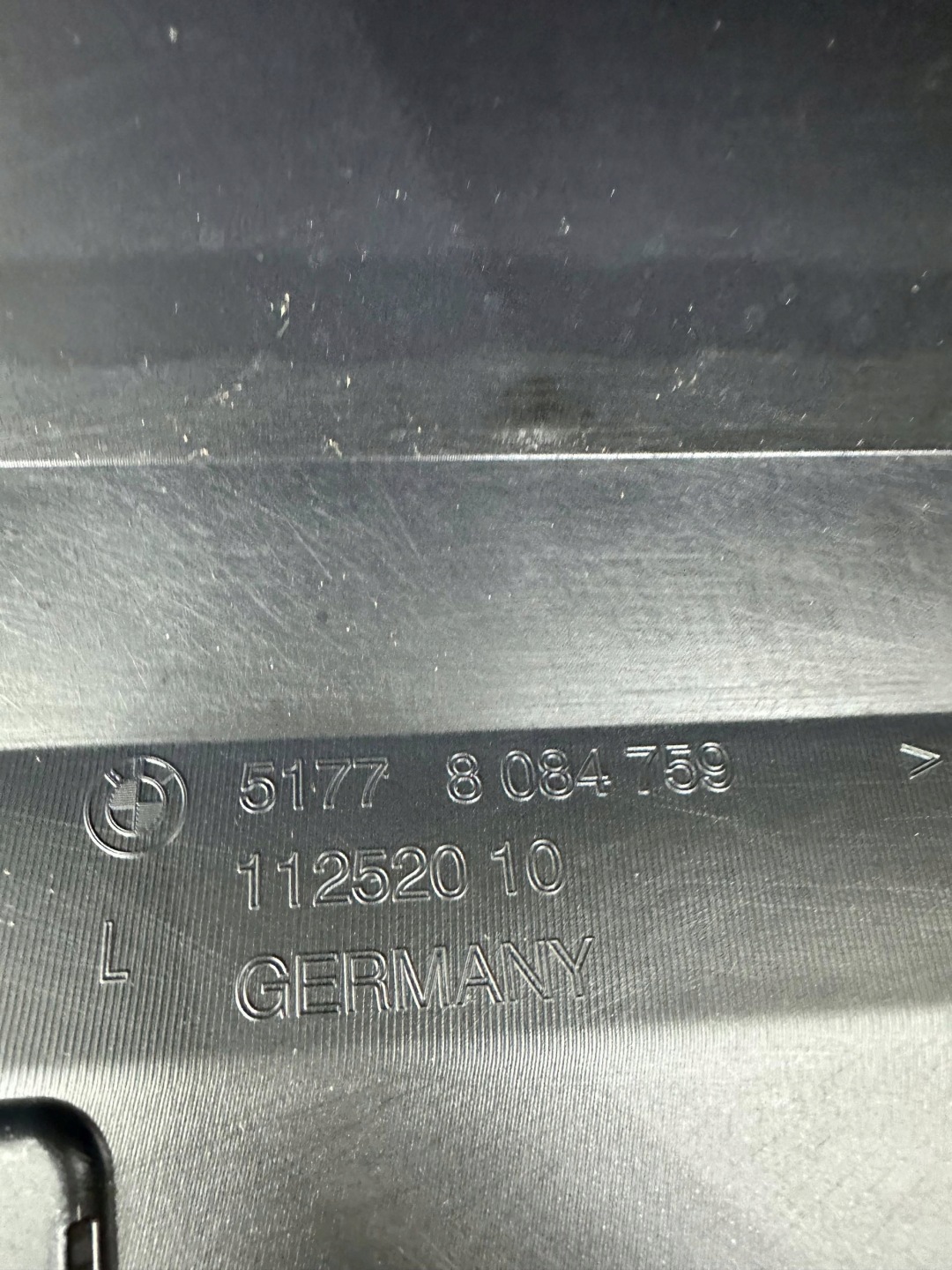 cap threshold BMW 5 G60 G61 8084759