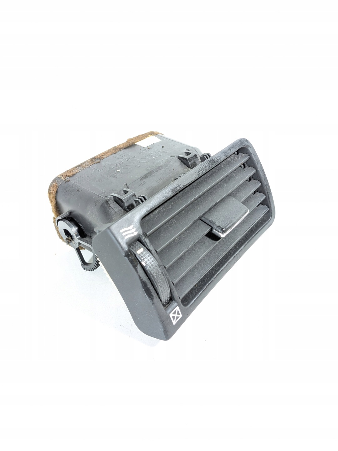 grid air conditioning devices air left driver´s TOYOTA Corolla IX 01-07