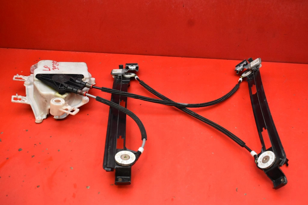 window regulator left front EU 5P0837401A SEAT ALTEA 04-09