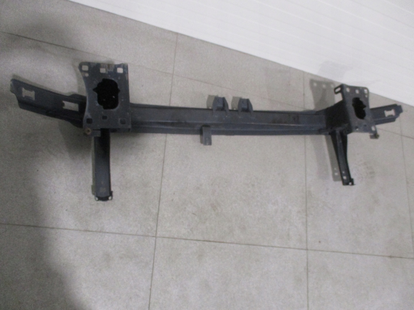 sider front VW Touran III 5TA 2015r- 5TA807611