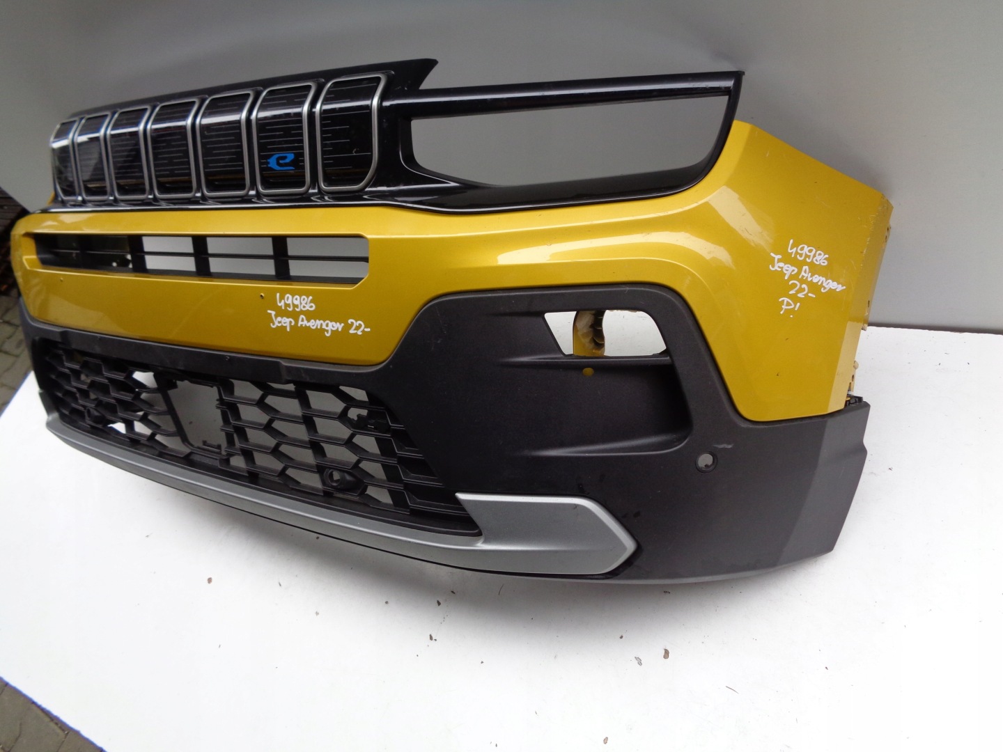 front bumper JEEP AVENGER 22- NR 49986