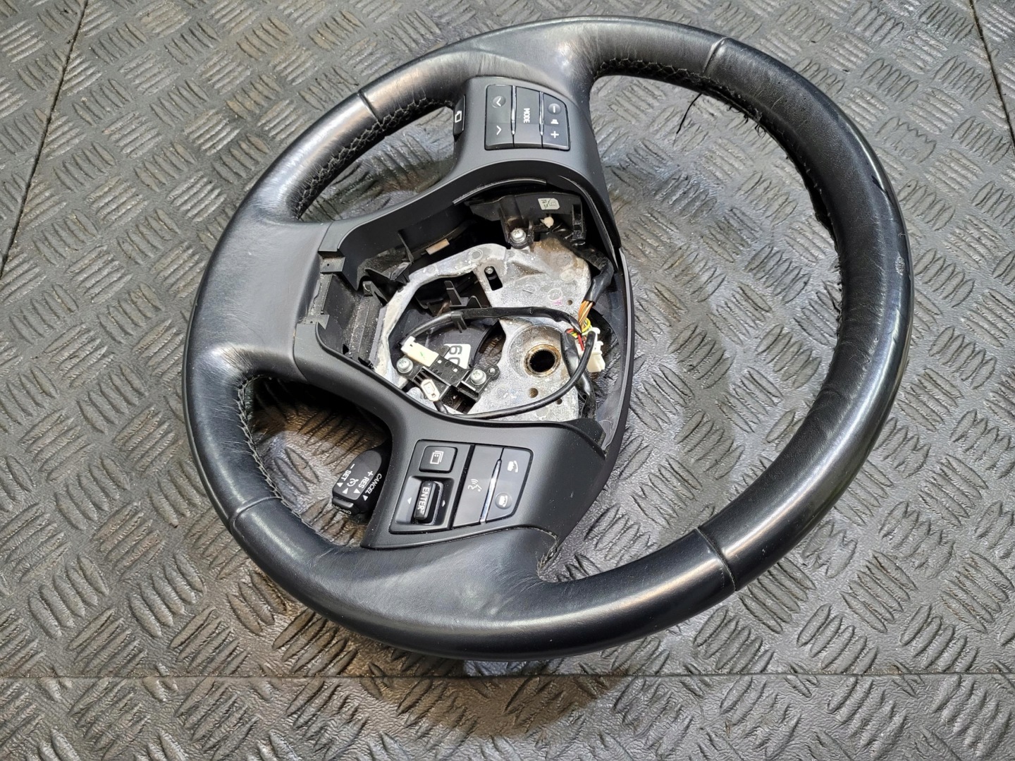 lenkrad MULTIFUNKCJA TEMPOMAT LEXUS RX III 3 RX450 H
