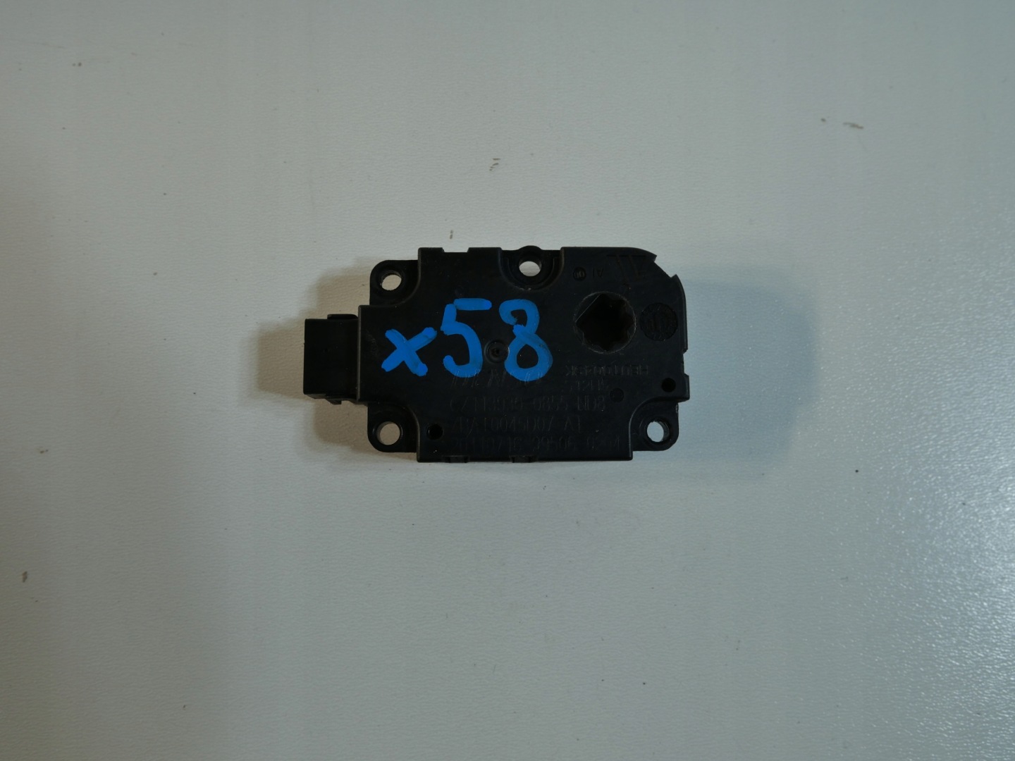 aircon recirculation flap motor AUDI A4 B8 A5 8T Q5 ZBAT0045D07