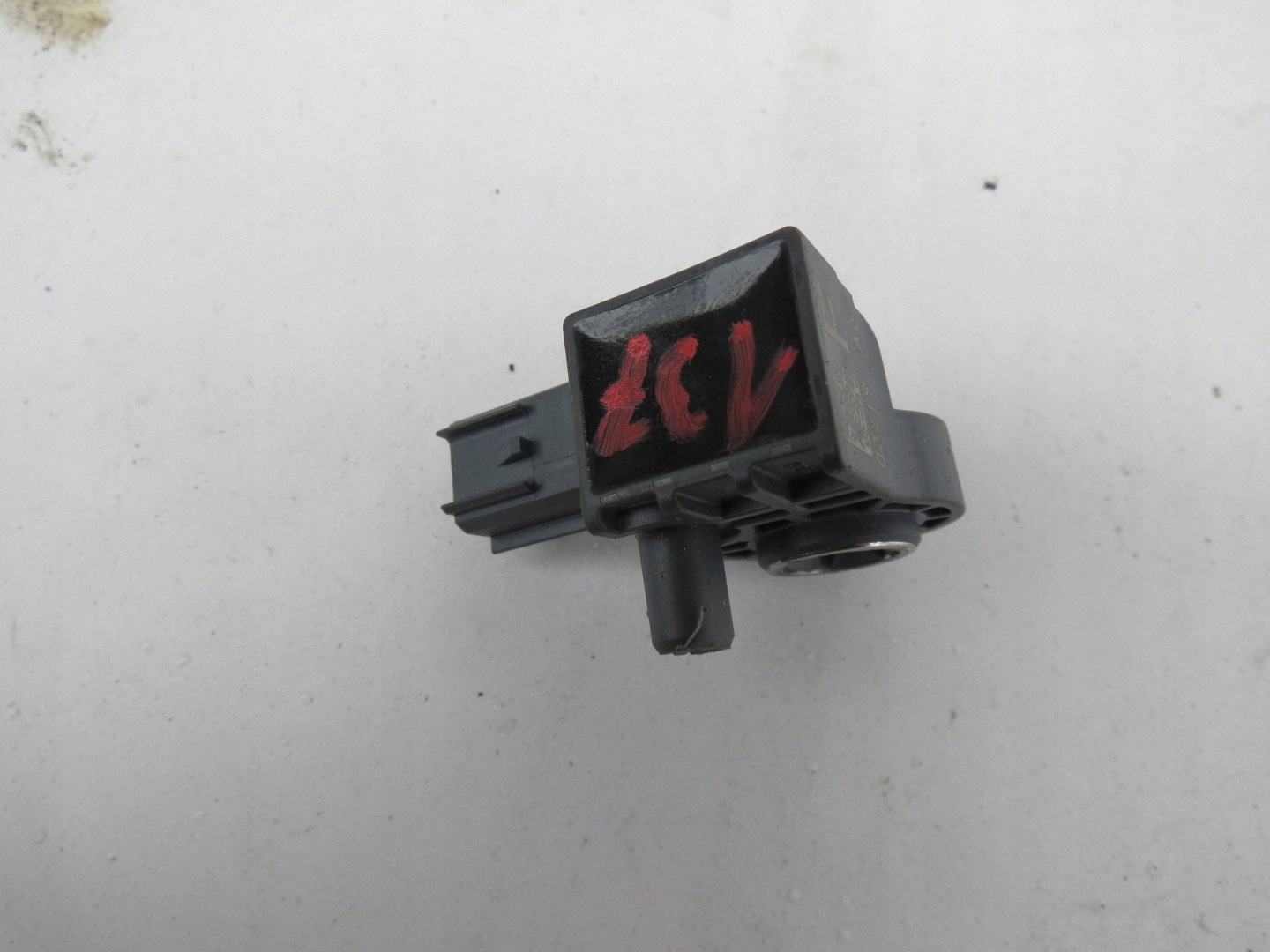 Beschleunigungssensor Crashsensor SENSOR AIRBAGU VOLVO S90 V90 T8 HYBRYDA 31451531
