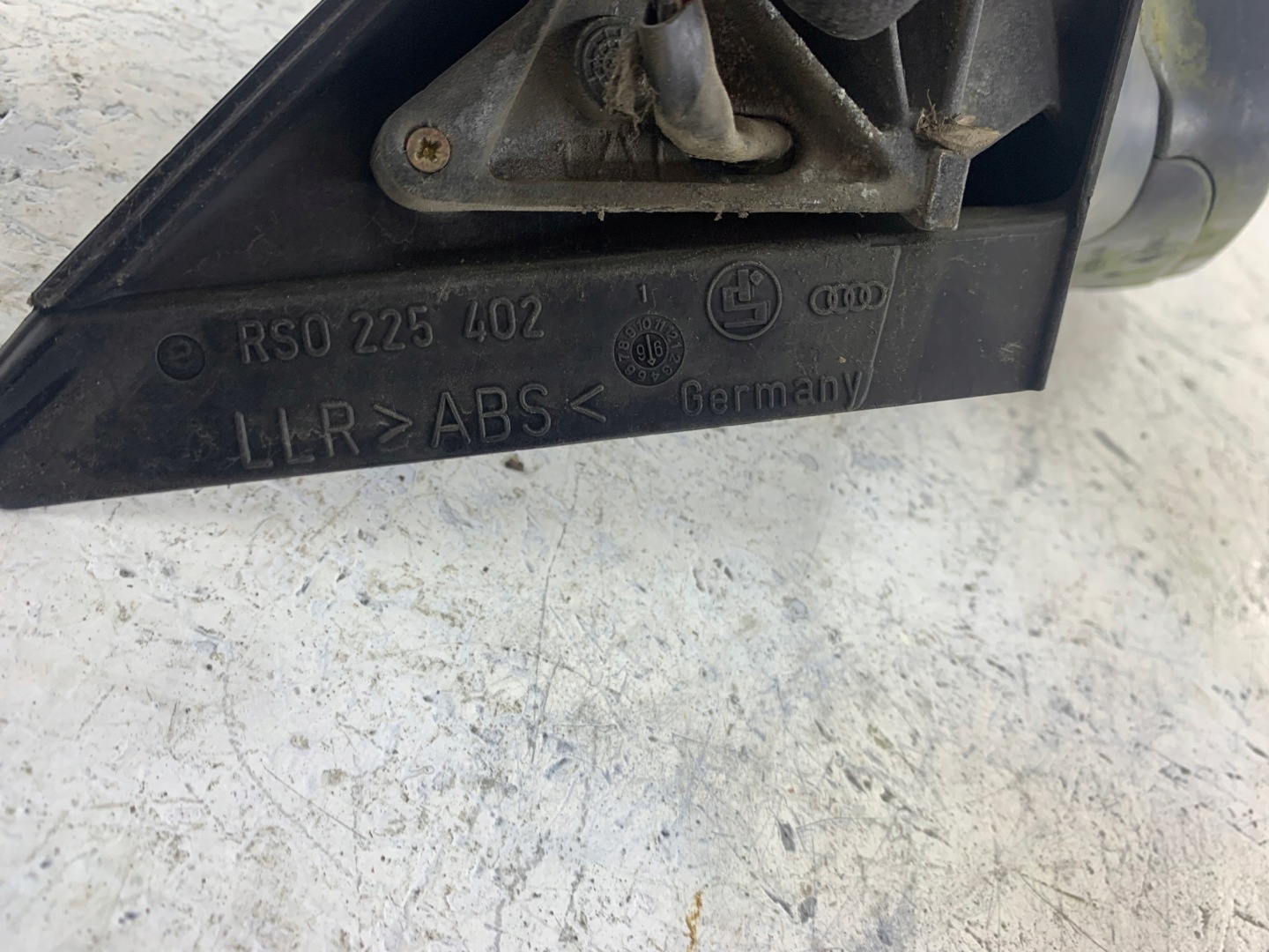 AUDI A4 B5 mirror right 5 PIN black,