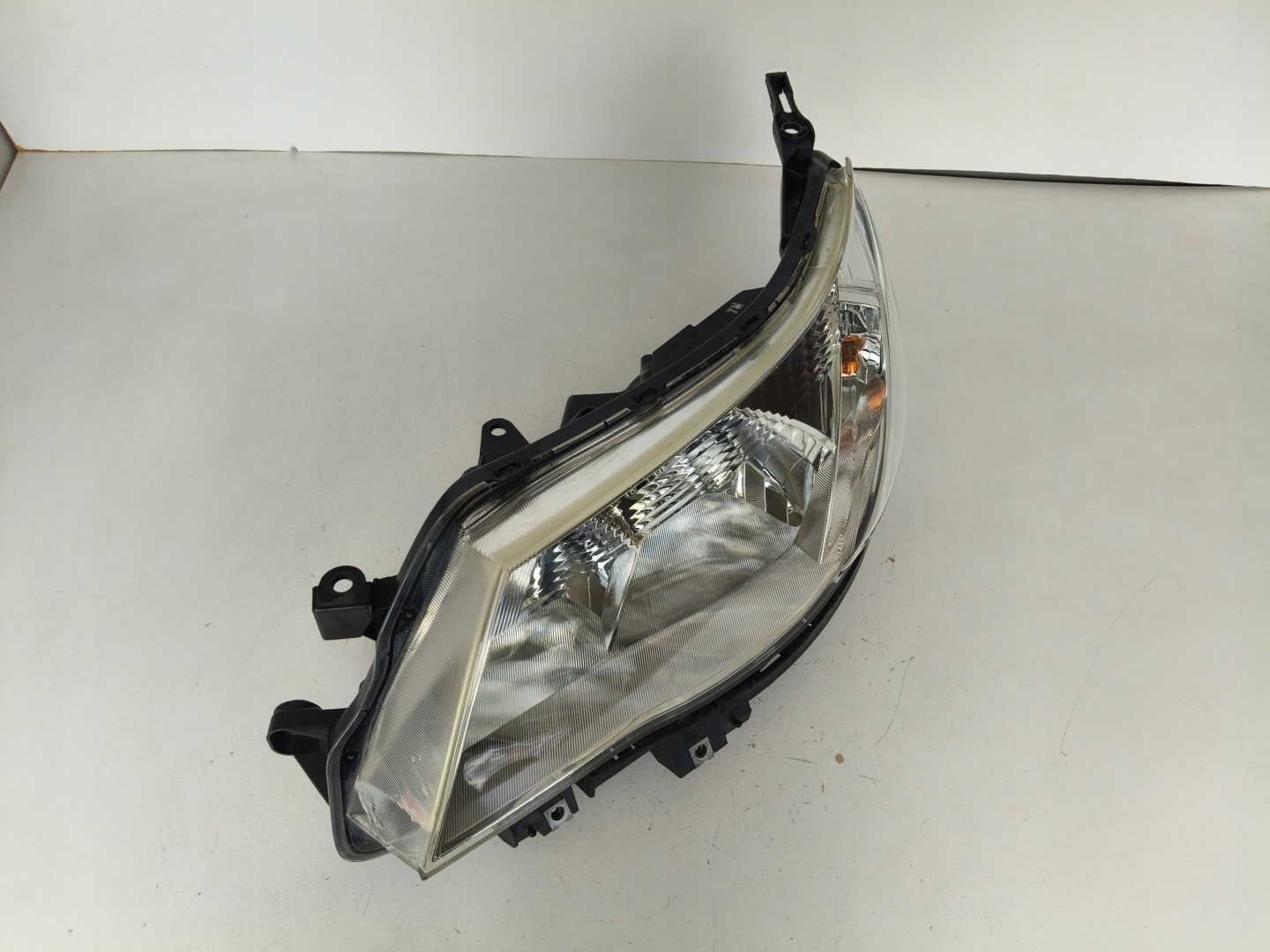 light left REFLEKTOR SUBARU FORESTER III 08