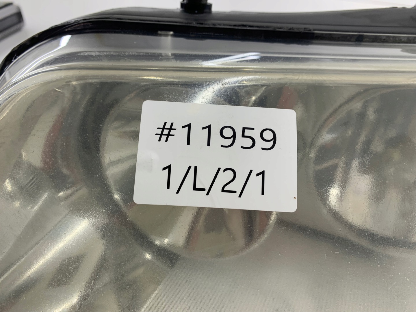 VW SHARAN and LIFT light left front LADNA 7M3941015L