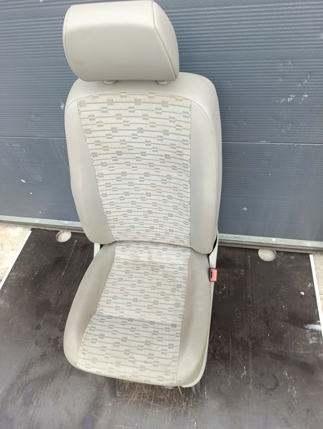 VW T5 Siège Avant POJEDYNCZY Droite Passegers/ PASAZER PALACE