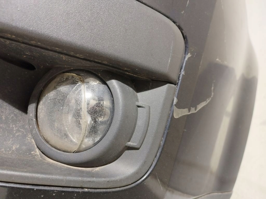 Ford Focus C-Max and bumper front front F3