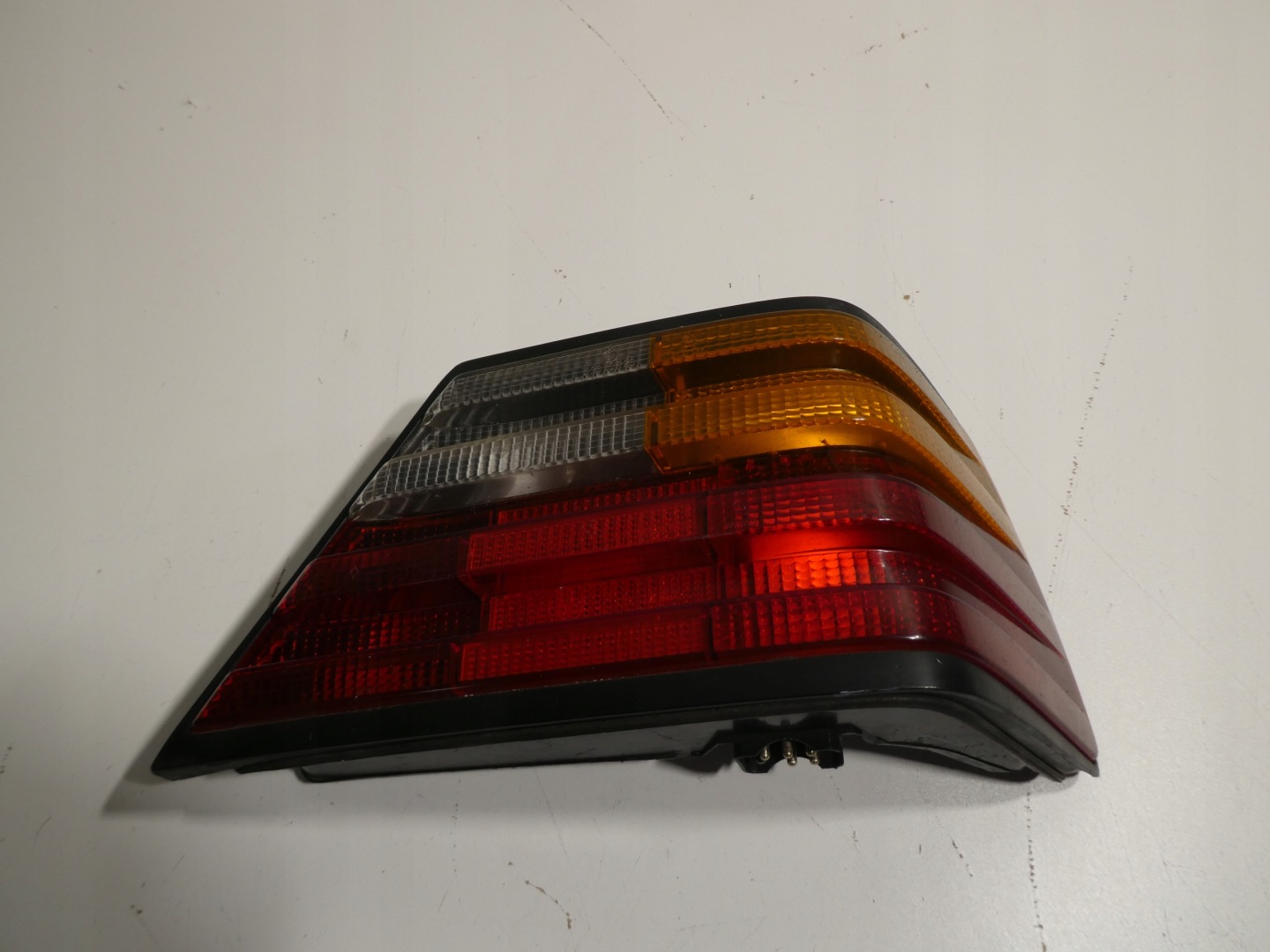 light rear part right MERCEDES 124 W124 sedan