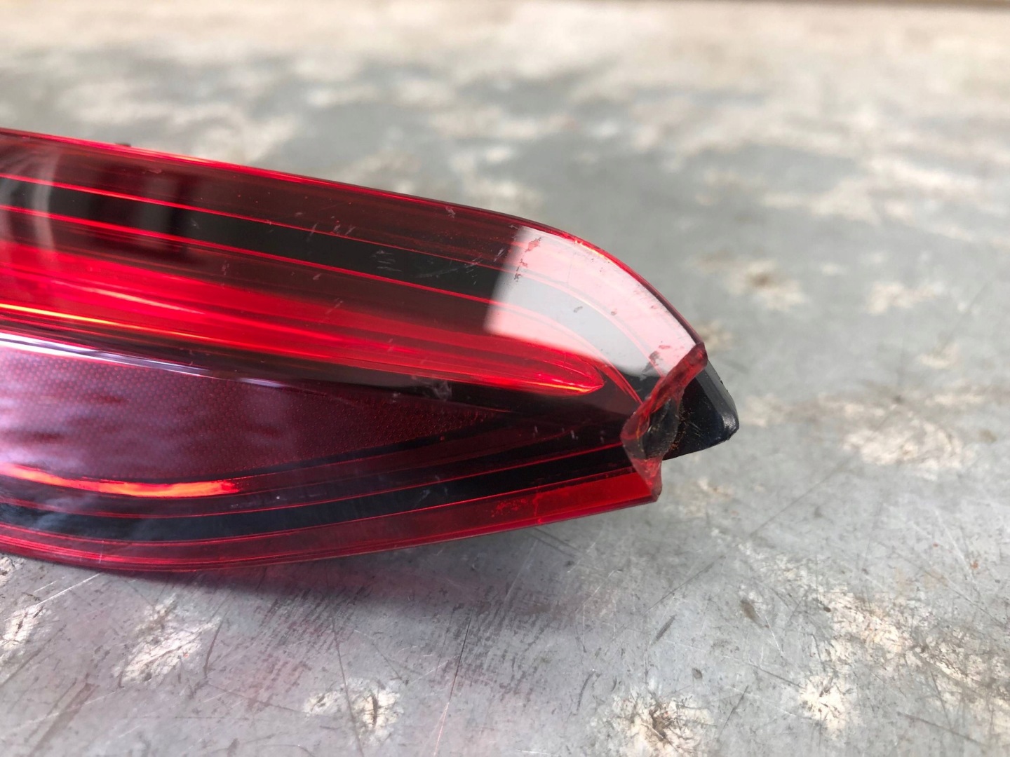 light left rear part to the bonnet VW ID3 ID.3 10A945307A