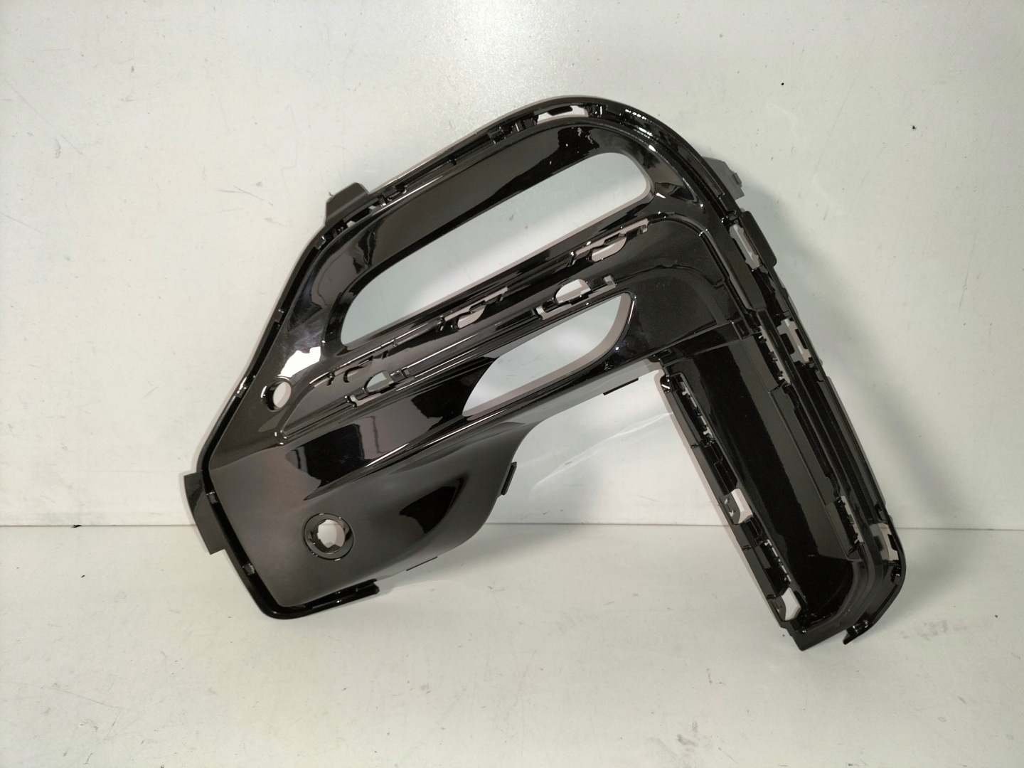 maska mřížka nárazníku předek levá BMW X5 G05 18-23 m-packet