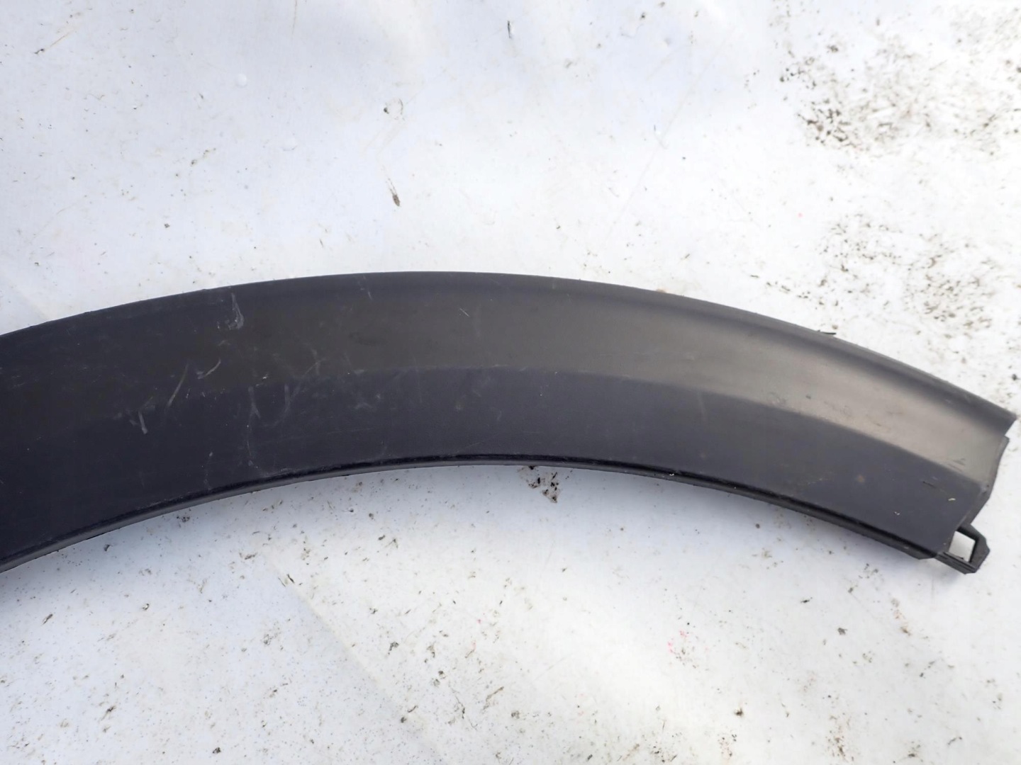 KIA NIRO and 1 16-21 moulding cap left rear part