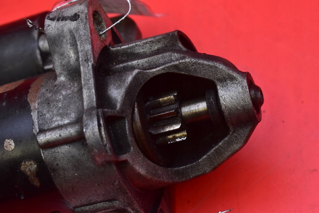 startér 9z Audi A4 B6 2,4 V6 Benzín 001108174