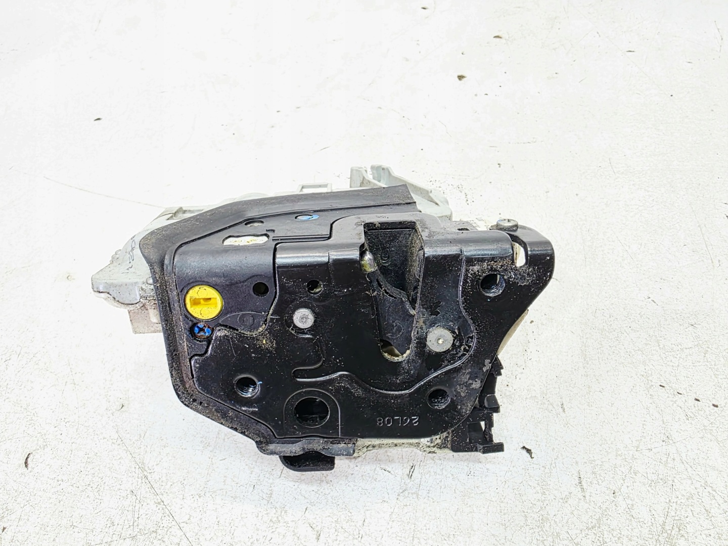 lock door left front AUDI A4 B8 A5 8T Q5 8R 8J2837015A 8 PIN