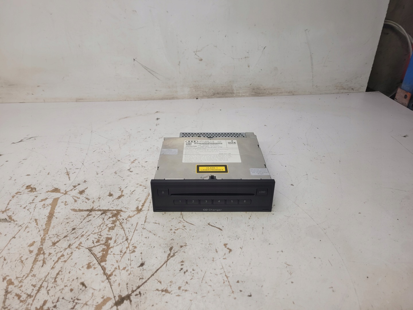 changer CD AUDI Q7 A6 C6 LIFT 4F0035110
