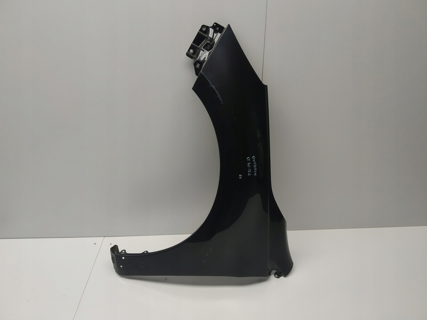 2014r + Subaru Outback V fender front left front original