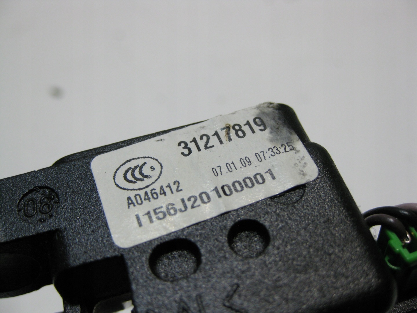 VOLVO V70 2.0 D 09R mirror inner reversely 31217819